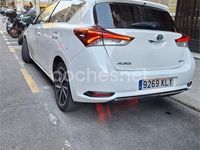 Usado Toyota Auris Hybrid Edition 136 CV (100 kW) 2018 Blanco Berlina
