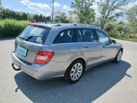 Usado Mercedes C200 136 CV (100 kW) 2011 Gris Familiar