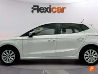 Usado Seat Ibiza Style 110 CV (80 kW) 2023 Blanco Utilitario