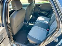 Usado Seat Leon Style 110 CV (80 kW) 2024 Azul Berlina