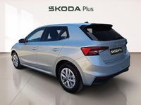 Usado Skoda Fabia Selection 115 CV (84 kW) 2025 Gris plata Utilitario