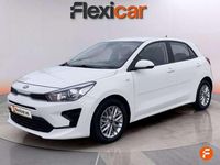 Usado Kia Rio 101 CV (74 kW) 2021 Blanco Berlina