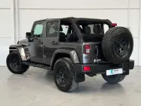 Usado Jeep Wrangler Sahara 284 CV (208 kW) 2016 Gris SUV