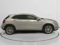 Usado Mercedes GLA220 Urban 177 CV (130 kW) 2016 Gris / plata SUV