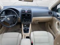 Usado VW Golf IV Highline 102 CV (75 kW) 2004 Negro Berlina