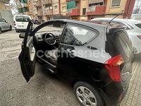 Usado Kia Picanto 69 CV (50 kW) 2011 Negro Utilitario