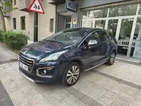 Usado Peugeot 3008 Allure 131 CV (96 kW) 2015 Azul Familiar