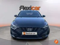 Usado Hyundai i30 110 CV (80 kW) 2022 Negro Utilitario