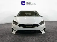 Usado Kia Ceed 100 CV (73 kW) 2024 Blanco Utilitario