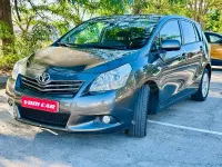Usado Toyota Verso Multidrive S 147 CV (108 kW) 2010 Gris / plata Monovolumen