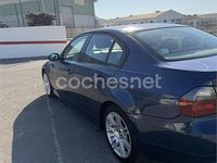Usado BMW 318 115 CV (84 kW) 2006 Azul Berlina