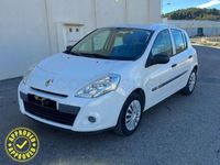 Usado Renault Clio III Collection 75 CV (55 kW) 2012 Blanco Berlina