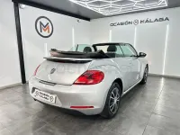 Usado VW Beetle 105 CV (77 kW) 2012 Plateado Utilitario