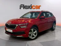 Usado Skoda Kamiq Ambition 110 CV (80 kW) 2020 Rojo SUV