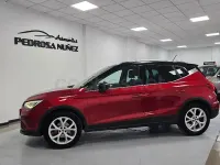Usado Seat Arona FR 110 CV (80 kW) 2021 Granate SUV