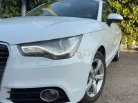 Usado Audi A1 Sportback Ambition 105 CV (77 kW) 2012 Blanco Utilitario