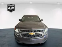 Usado Chevrolet Suburban LT 359 CV (264 kW) 2015 Gris SUV