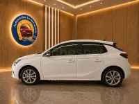 Usado Opel Corsa Expression 85 CV (62 kW) 2021 Blanco Utilitario