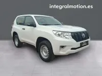 Używany Toyota Land Cruiser 204 KM (150 kW) 2020 Biały Hatchback