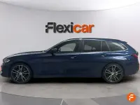 Usado BMW 318 150 CV (110 kW) 2022 Azul Familiar