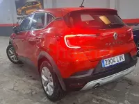 Usado Renault Captur Intens 140 CV (102 kW) 2021 Granate SUV