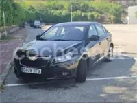 Usado Chevrolet Cruze LT 124 CV (91 kW) 2011 Negro Berlina