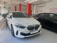 Usado BMW 118 M Sport 136 CV (100 kW) 2023 Blanco Utilitario
