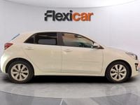 Usado Kia Rio 101 CV (74 kW) 2021 Blanco Utilitario