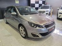 Usado Peugeot 308 SW Style 120 CV (88 kW) 2017 Plateado Familiar