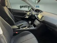 Usado Peugeot 308 Business-Line 100 CV (73 kW) 2019 Blanco Berlina