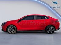 Usado Hyundai i30 N Line 100 CV (73 kW) 2025 Rojo Berlina