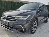 Usado VW Tiguan R-line 150 CV (110 kW) 2023 Gris / plata SUV