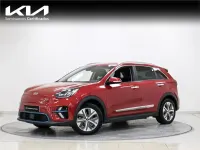 Käytetty Kia e-Niro 150 kW (204 HP) 2022 Punainen Katumaasturi