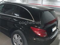 Usado Mercedes R280 190 CV (139 kW) 2007 Negro Familiar
