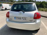 Usado Toyota Auris Luna 90 CV (66 kW) 2008 Gris / plata Utilitario