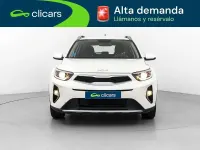 Usado Kia Stonic 84 CV (61 kW) 2023 Blanco SUV