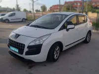 Usado Peugeot 3008 111 CV (81 kW) 2009 Blanco Familiar