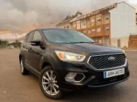 Usado Ford Kuga Vignale 150 CV (110 kW) 2017 Negro SUV