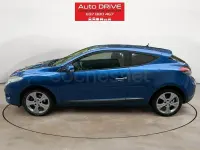 Usado Renault Mégane III 105 CV (77 kW) 2010 Azul Berlina
