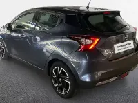 Usado Nissan Micra Acenta 92 CV (67 kW) 2021 Gunmetal grey (metalizado) SUV