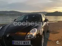 Usado Alfa Romeo Giulietta Distinctive 105 CV (77 kW) 2012 Negro Utilitario