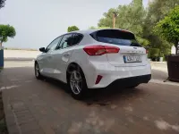 Usado Ford Focus Trend 120 CV (88 kW) 2020 Blanco Berlina