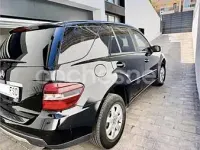 Usado Mercedes ML320 224 CV (164 kW) 2005 Negro SUV