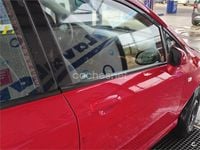 Usado Honda Jazz 78 CV (57 kW) 2006 Rojo Utilitario