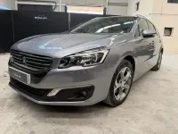 Usado Peugeot 508 SW Active 150 CV (110 kW) 2018 Gris / plata Familiar