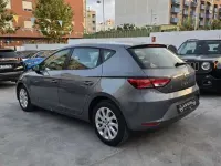 Usado Seat Leon 122 CV (89 kW) 2015 Gris Utilitario