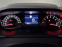 Usado Peugeot 2008 Active 100 CV (73 kW) 2024 Gris / plata SUV