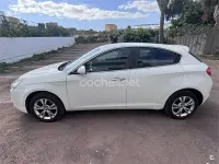 Usado Alfa Romeo Giulietta Progression 105 CV (77 kW) 2012 Blanco Utilitario