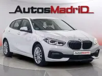 Usado BMW 118 Comfort Edition 136 CV (100 kW) 2022 Blanco Utilitario