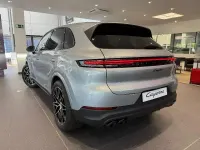 Nuevo Porsche Cayenne E-Hybrid 470 CV (345 kW) 2025 Gris/plata SUV